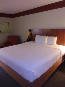 Travelodge by Wyndham Columbus State University - Værelse