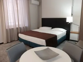 Hotel Carlton - Chambre