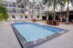 FabHotel Prime Shourya Residency - Pool