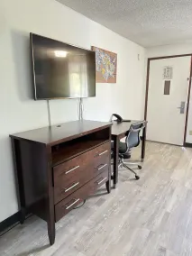 Legacy Inn Kent - Room