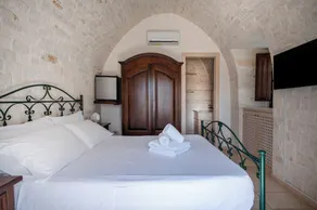 TRULLI CONTENTO ROOMS E APARTMENTS  - Værelse