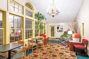 Knights Inn Hadley - Hall
