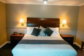 Place 19-67 Restaurant Motel - Camera