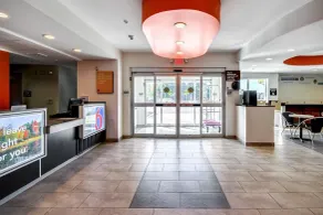 Motel 6-Allentown, PA - Hall