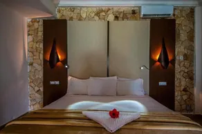 IRIS HOTEL - Room