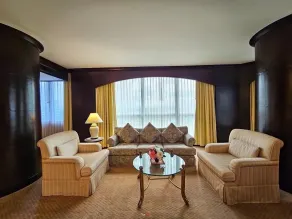 The Twin Lotus Hotel - Vue de la chambre