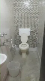 ADB Rooms Days Inn - Bathroom