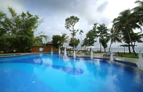 Uday Backwater Resort - Pool