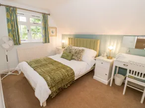 Hock-tide Cottage - Chambre