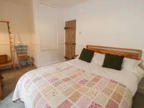 Merywen Cottage - Room
