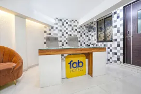 FabHotel Shree Balaji NX Banquets & Apartment - Reception