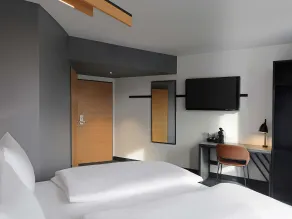 B&B Hotel Krefeld-City - Quarto