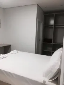 Petri Plaza Hotel - Chambre