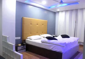 Toppers corner-A Boutique Garden Resort - Room