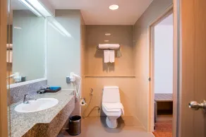 Centara Life Government Complex Hotel & Convention Centre Chaeng Watthana - Salle de bain