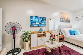 Precious Florannjoe Chic New Studio With Best Care - Room