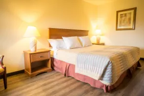 Sunnyside Inn and Suites - Chambre