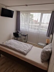 [BEE]VILLAGE MESSEHOTEL HANNOVER-LAATZEN. - Chambre