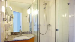 Parkhaus Hügel - Bathroom