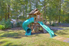 Playground & Grill: Pet-friendly Griffin Getaway! - Interiör