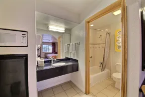 Motel 6-Edinburg, TX - Salle de bain
