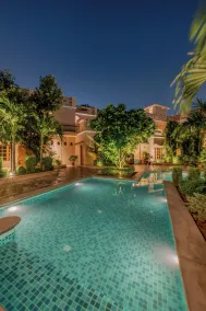 Niravi Jaipur - Piscine