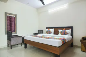 FabHotel Maharaja Palace - Habitación