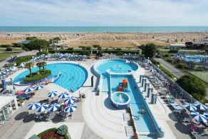 Aparthotel Imperial - Pool