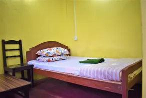 Jungle Crown Organic Homestay - Room