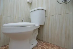 RedDoorz Syariah near Margahayu Raya - Baño