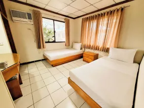 Puerto de San Juan Beach Resort Hotel and Residences - Chambre