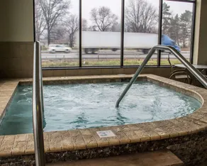 Garner Hotel Wadsworth by IHG - Piscina