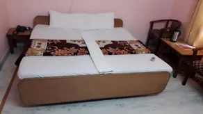 Hotel Atul Regency - Room