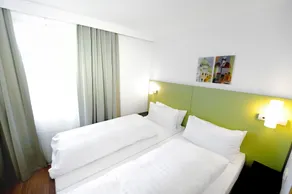 Good Morning+ Göteborg City - Room