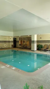 Wyndham Moline on John Deere Commons - Piscine