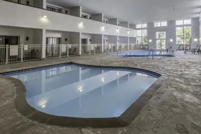 Holiday Inn & Suites Wausau-Rothschild by IHG - Piscina