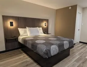 Star Inn & Suites - Quarto
