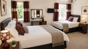 ARDEN HILL FARM HOUSE * sover 16 * HOT TUB * Snooker Bord * Amazing Views * - Værelse