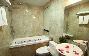 Blue Pearl West Hotel - Bathroom