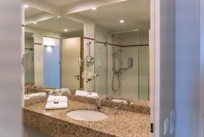 Globana Airport Hotel - Salle de bain