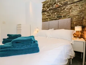 Rock House - Room