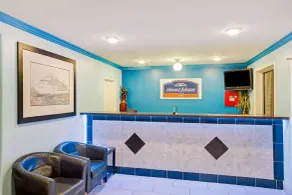 Howard Johnson by Wyndham Galveston - Hall