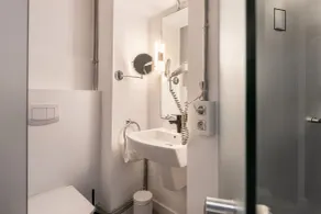 Antiguo Brondo Selfcheck-in Smart Rooms - Bathroom
