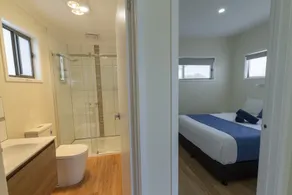 Gum Tree Caravan Park - Room