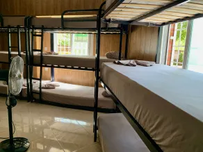 La Perla de Lujo - Hostel - Room
