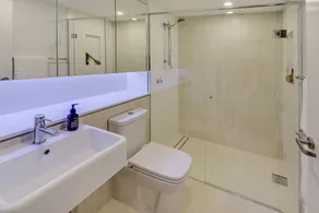 Breeze Mooloolaba, Ascend Hotel Collection - Badeværelse
