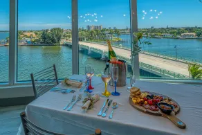 FUSION Resort Waterfront Suites - Vue de la chambre
