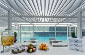 W Doha - Piscine