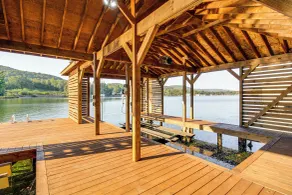 < 1 Mi to Boat Launch: Home w/ Dock in Scottsboro - Innvendig
