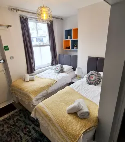 The Alb - Room